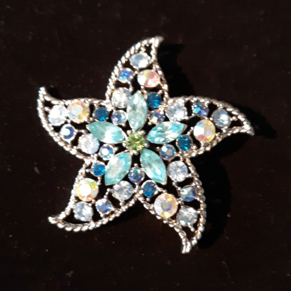Brooch